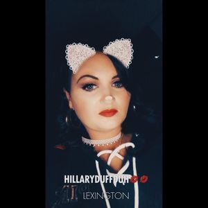 Meet your Posher, Hillary